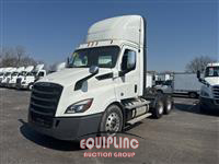 2020 Freightliner CASCADIA