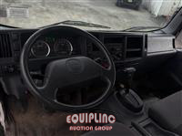 2014 Isuzu NRR