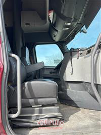 2020 Freightliner CASCADIA