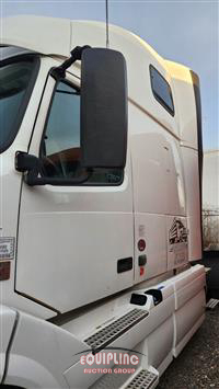 2016 Volvo VNL