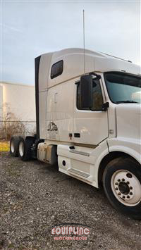 2016 Volvo VNL