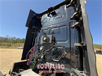  Freightliner CASCADIA