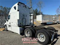 2015 Freightliner CASCADIA
