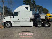 2015 Freightliner CASCADIA