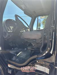 2014 Freightliner M2