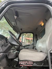 2014 Freightliner M2