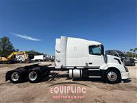 2018 VOLVO TRUCK VNL