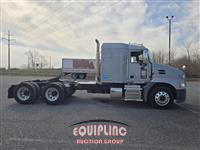 2015 Mack CXU613