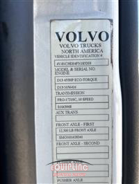 2015 VOLVO TRUCK VNL