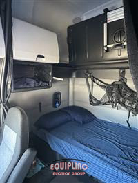 2020 Freightliner CASCADIA