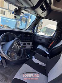 2020 Freightliner CASCADIA
