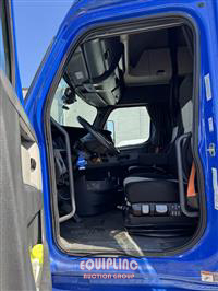 2020 Freightliner CASCADIA
