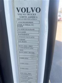2017 Volvo VNL