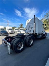 2017 Volvo VNL
