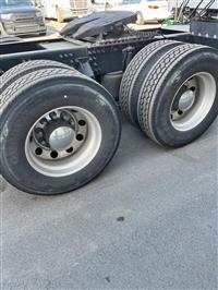 2017 Volvo VNL