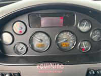 2015 Peterbilt 337
