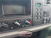 2015 Peterbilt 337