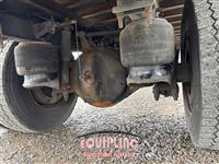 2015 Peterbilt 337