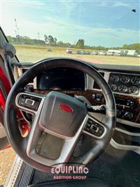 2024 Peterbilt 589