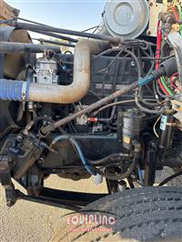 1999 Freightliner FLD112SD
