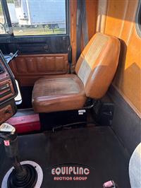 1999 Freightliner FLD112SD