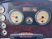 2021 Freightliner SD122