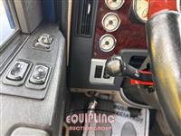 2021 Freightliner SD122