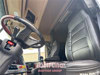 2021 Freightliner SD122