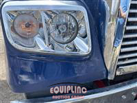 2021 Freightliner SD122