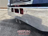 2021 Freightliner SD122