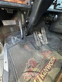 2000 Kenworth T800