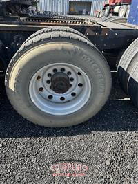 2000 Kenworth T800