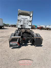 2018 International LT625