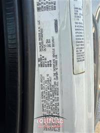 2015 Freightliner M2106