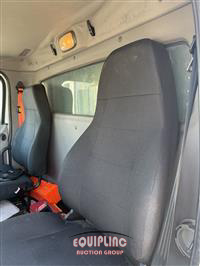 2015 Freightliner M2106