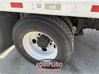 2015 Freightliner M2106