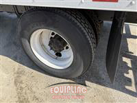 2015 Freightliner M2106