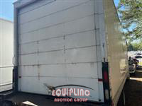 2017 Freightliner M2106
