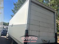 2017 Freightliner M2106