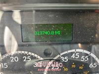 2017 Freightliner M2106
