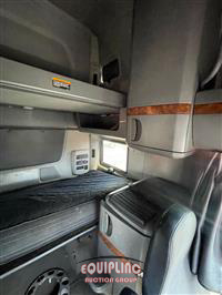 2018 International LT625