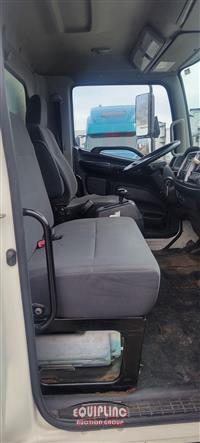 2011 Hino 338