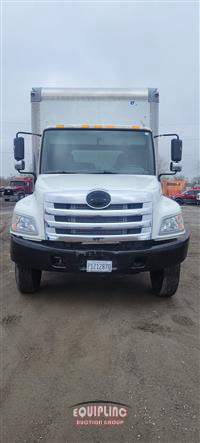 2011 Hino 338