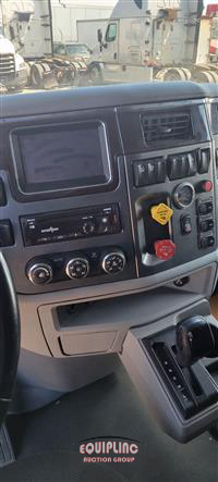 2017 Peterbilt 579