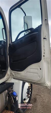 2011 Hino 338
