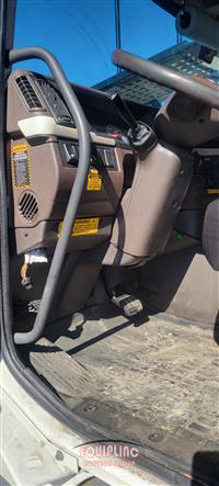 2016 Volvo VAH