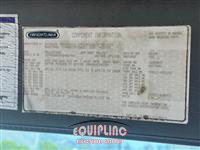 2010 Freightliner M2 106