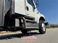 2010 Freightliner M2 106