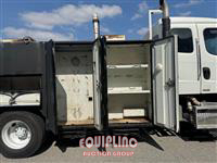 2010 Freightliner M2 106