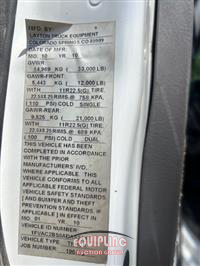 2010 Freightliner M2 106